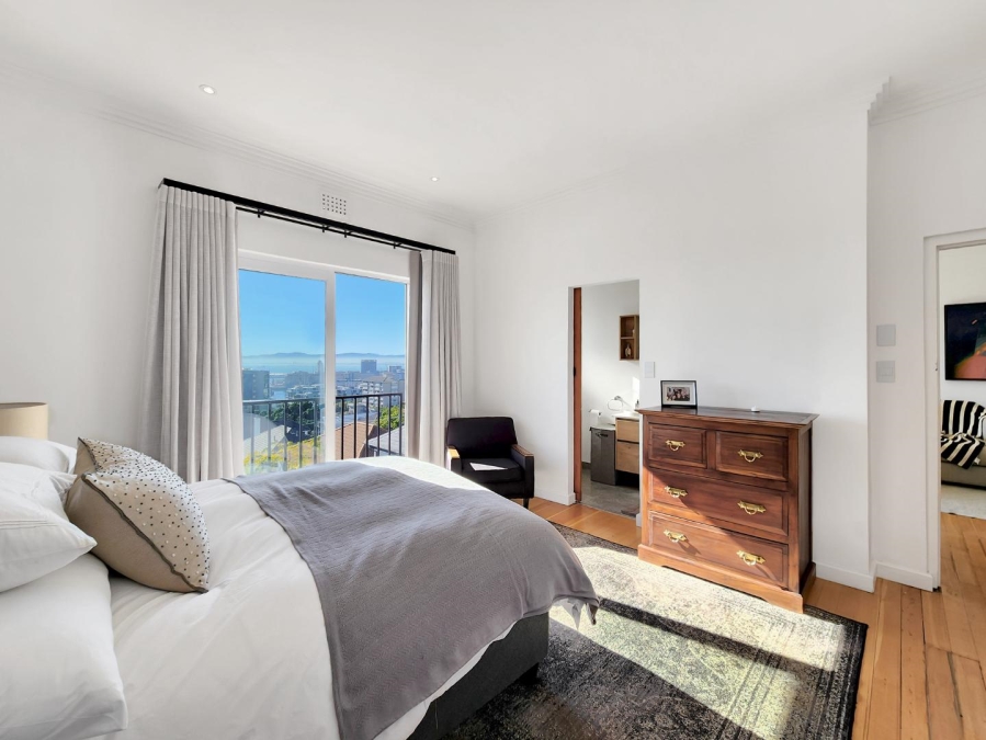 2 Bedroom Property for Sale in Green Point Western Cape